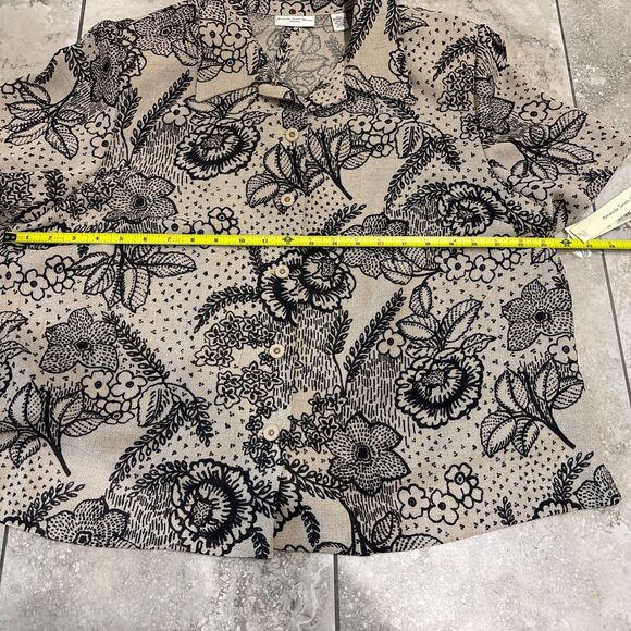 Amanda Smith NWT Floral Print Short Sleeve Blouse - Picture 8 of 8